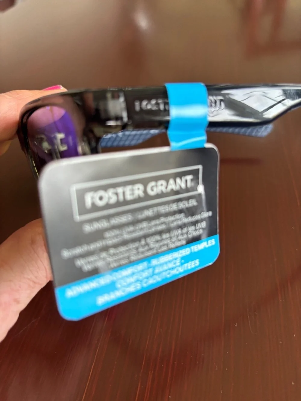 Foster Grant Polarized 100% UVA-UVB,black frame,mirror lens,rubberized temple